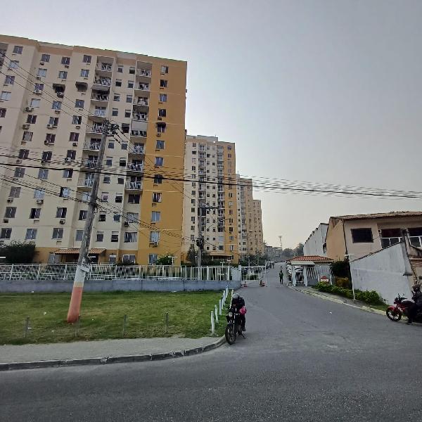 Apartamento em Belford Roxo, Areia Branca, Rua Carolina Ferreira, N. 192, Apto 1405, Bl 03, Lt C, RJ. Área: 46.53m2