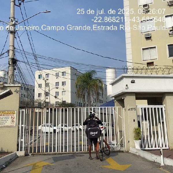 Apartamento em Rio de Janeiro, Campo Grande, Estrada Rio-Sao Paulo, N. 4375, Apto 402, Bl 01, RJ. Área: 43.74m2