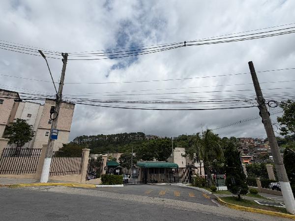 Apartamento em Cotia, Jardim Petropolis, Rua Doutora Aparecida Fernandes De Jesus, N. 191, Apto 24, PrÉDio 02, SP. Área: 45.11m2