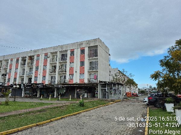 Apartamento em Porto Alegre, Belem Novo, Estrada Barro Vermelho, N. 799, Apto 308, Bl E Vg 132  2º Box, RS. Área: 45.45m2