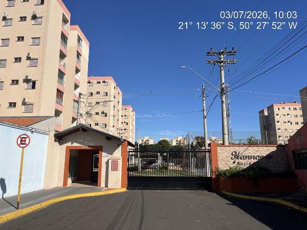Apartamento em Araçatuba, Morada Dos Nobres, Rua Maria Nazareth Vilela, N. 235, Apto 472, Bl 400 Pav 06, SP. Área: 54.45m2