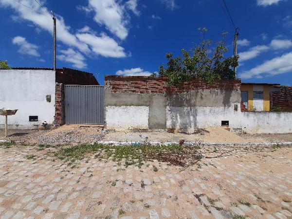 Casa em Ceará-Mirim, Planalto, Rua Nubia Santiago, N. 561, Lt 24 Qd I Lot Res Otavio Praxedes, RN. Área: 46.94m2