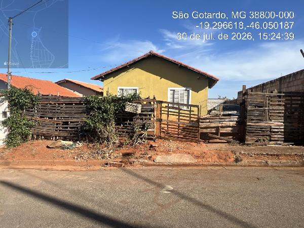 Casa em São Gotardo, Alto Bela Vista, Rua Rafael Batista Leite, N. 41, Lt 02 Qd 04, MG. Área: 38.32m2