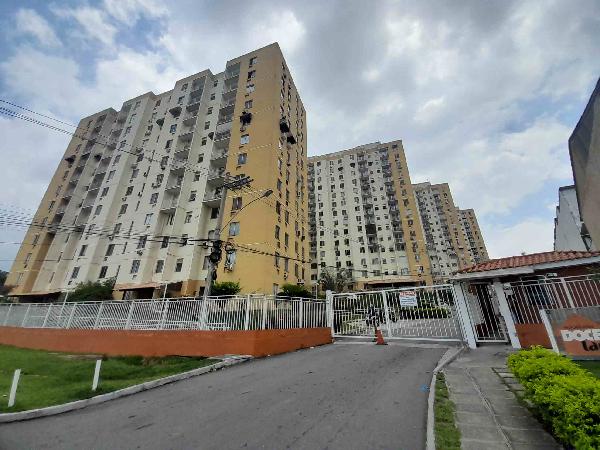 Apartamento em Belford Roxo, Areia Branca, Rua Carolina Ferreira, N. 192, Apto 102, Bl 03, Lt C, RJ. Área: 54.75m2