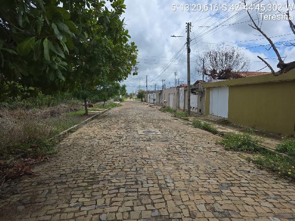 Casa em Teresina, Pedra Miuda, Rua Benedito Da Rocha Freitas, N. 15, Lt 15 Qd N, PI. Área: 60.7m2