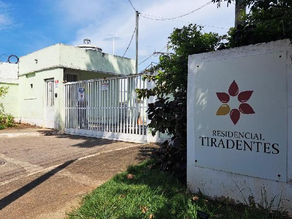 Casa em Nova Iguaçu, Cabucu, Estrada Da Granja, N. 73,, RJ. Área: 44.7m2