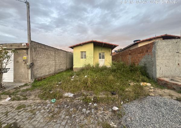 Casa em Caruaru, Boa Vista, Rua  Iracy Maria Dos Santos Silva, N. 40, Lote 20 Quadra 17, PE. Área: 50m2