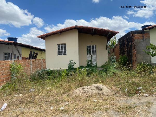 Casa em Caruaru, Boa Vista, R Projetada 12, N. 16, Lt 17, Qd 17, PE. Área: 50m2
