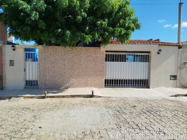 Casa em Acari, Centro, Rua Jose Norte De Medeiros, N. 30, 30, 0565(Antiga Rua Projetada, S/N, Qu, RN. Área: 98m2