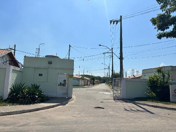 Casa em Nova Iguaçu, Palhada, Estrada Da Granja, N. Sn, Cs 43, Area 2, RJ. Área: 44.7m2