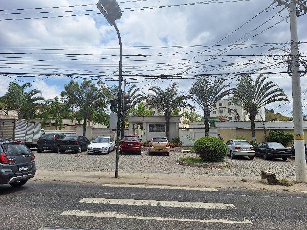 Apartamento em Rio de Janeiro, Campo Grande, Estrada Rio-Sao Paulo, N. 4355, Apto 301, Bl 04, RJ. Área: 44.72m2