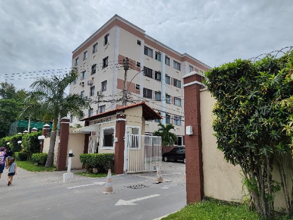 Apartamento em Rio de Janeiro, Campo Grande, Estrada Do Tingui, N. 2466, Apto 405, Bl 06, RJ. Área: 45m2