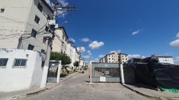 Apartamento em Feira de Santana, Tomba, Rua Libra, N. Sn, Apto 104, Bl 06, BA. Área: 40.12m2