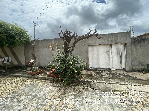Casa em Teresina, Pedra Miuda, Rua Xvii-A, N. 39, Quadra Z11, PI. Área: 60.7m2