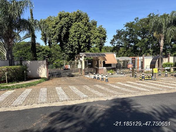 Apartamento em Ribeirão Preto, Parque Sao Sebastiao, Avenida Doutor Walter Belian, N. 1265, Apto 303, Bl 07, SP. Área: 47.72m2