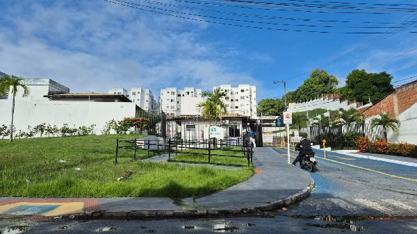 Apartamento em Aracaju, Porto D'antas, Avenida Lauro De Brito Porto, N. 344, Apto 205, Bloco 003, Vaga 159, SE. Área: 52.7m2