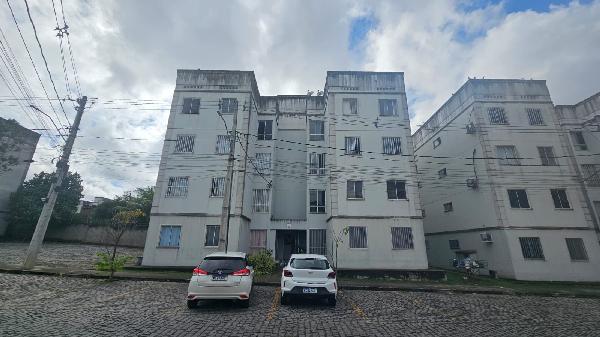 Apartamento em Feira de Santana, Calumbi, Rua Itororo, N. S/N, Apto 301, Qd E Bl 01, BA. Área: 42.91m2