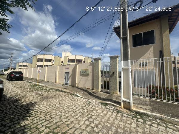 Apartamento em Mossoró, Aeroporto, Avenida Decio Barbosa, N. 270, Apto 105, Bl A, RN. Área: 48.83m2