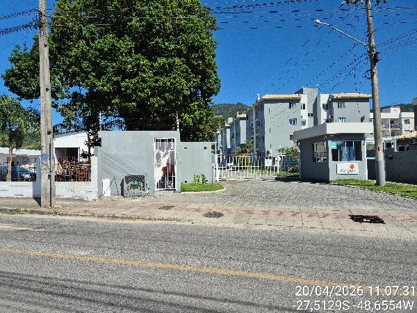 Apartamento em Biguaçu, Fundos, Rua Julio Teodoro Martins, N. 1830, Apto 103, Bl A Box 03, SC. Área: 57.97m2
