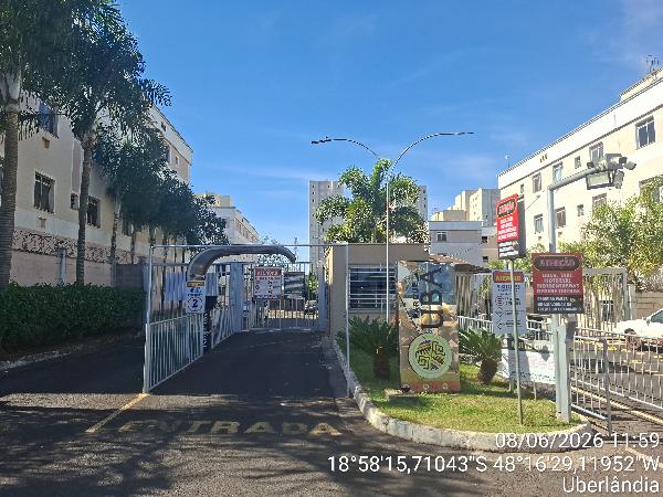 Apartamento em Uberlândia, Shopping Park, Rua Luzia Neves Fleck, N. 150, Apto 203, Bloco 26, MG. Área: 43.9m2
