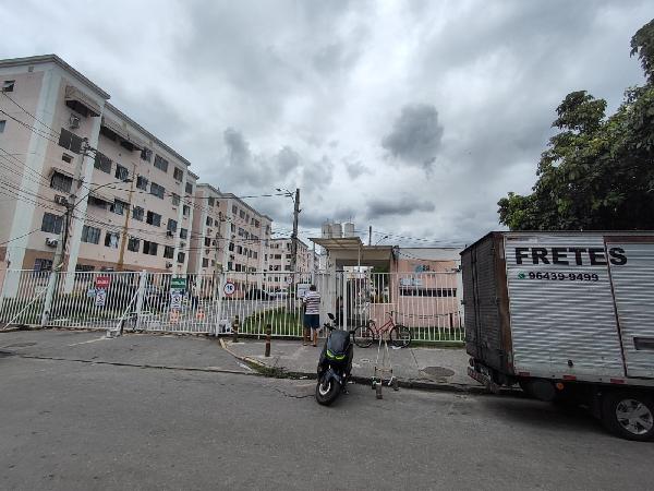 Apartamento em Rio de Janeiro, Realengo, Rua Helio Do Amaral, N. 164, Apto 405, Bl 05, RJ. Área: 45.69m2