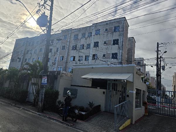 Apartamento em Lauro de Freitas, Caji, Avenida Professor Theocrito Batista, N. 1004, Apto 108, Bl 08 Mod 01 Box 356, BA. Área: 43.36m2