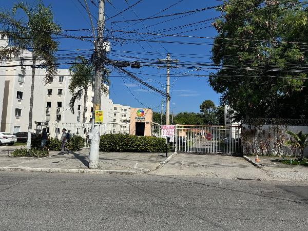Apartamento em Rio de Janeiro, Campo Grande, Estrada Do Tingui, N. 1033, Apto 509, Bl 01, RJ. Área: 56.49m2