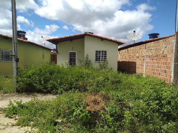 Casa em Belo Jardim, Euno Andrade Da Silva, Rua Miguel Barros, N. 47, L. 31, Qd. 50,, PE. Área: 50m2