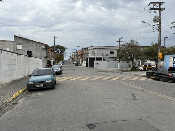 Apartamento em Itaquaquecetuba, Jardim Europa, Rua Quinze De Novembro, N. 1077, Apto 16, 16, SP. Área: 55.81m2