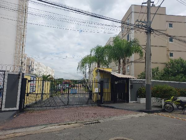 Apartamento em Rio de Janeiro, Pavuna, Rua Braz Cubas, N. 310, Apto 111, Bl 04, RJ. Área: 44.16m2