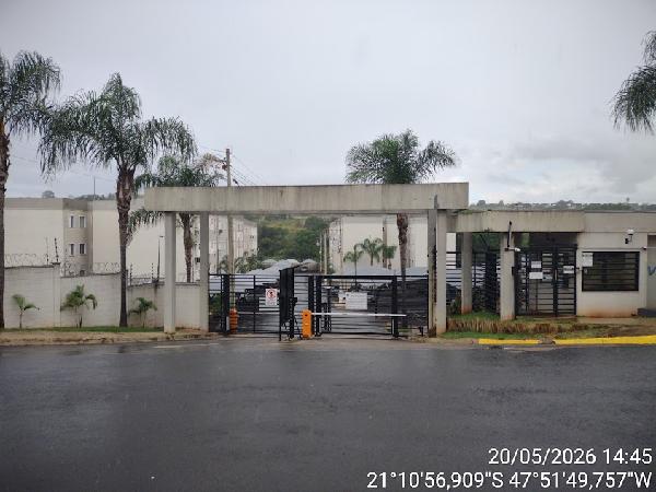 Apartamento em Ribeirão Preto, Jardim Itau, Avenida Tereza Palmeira Gallon, N. 625, Apto 33, 3º Pav Torre 2 Bl C, SP. Área: 42.8m2