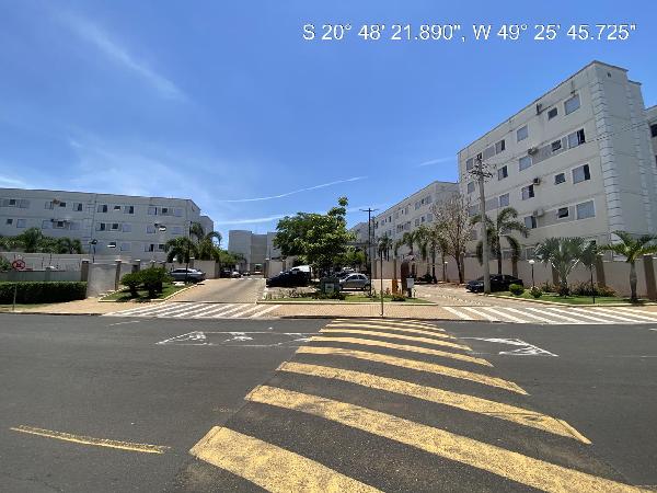 Apartamento em São José do Rio Preto, Jardins Rio Preto, Rua Wanderley Liberio Telles, N. 915, Apto 204, Bl 08 - Lot Jardins Rio Preto, SP. Área: 41.85m2