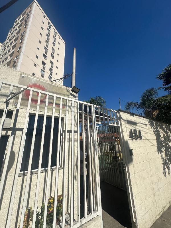 Apartamento em Rio de Janeiro, Rocha Miranda, Estrada Do Barro Vermelho, N. 484, Apto 1401, Bl 01, RJ. Área: 48m2