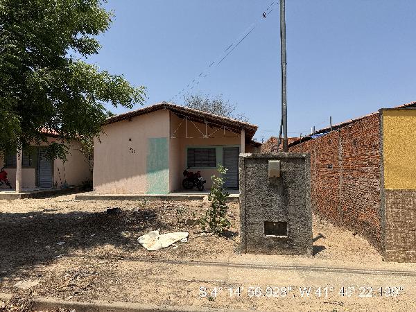 Casa em Piripiri, Sao Joao, Rua 02, N. Sn, Lt 20 Qd J, PI. Área: 61.44m2