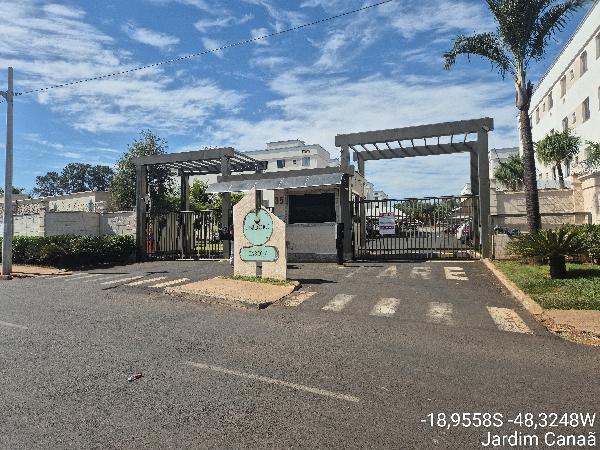 Apartamento em Uberlândia, Jardim Canaa, Avenida Palestina, N. 35, Apto 402, Bl 10, MG. Área: 42.63m2