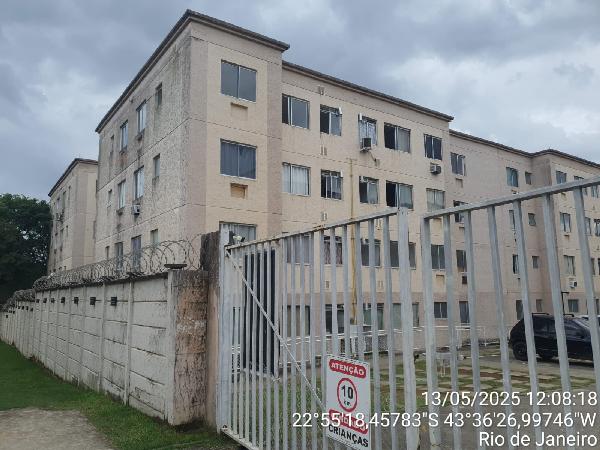 Apartamento em Rio de Janeiro, Cosmos, Rua Dos Caquizeiros, N. 48, Apto 408, Bl 02, Lt 25, Qd C, Pal 13020, RJ. Área: 44m2
