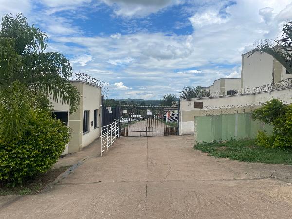 Apartamento em Divinópolis, Jardim Candides, Rua Marajuaras, N. 1051, Apto 13, Bl 02, MG. Área: 45.83m2