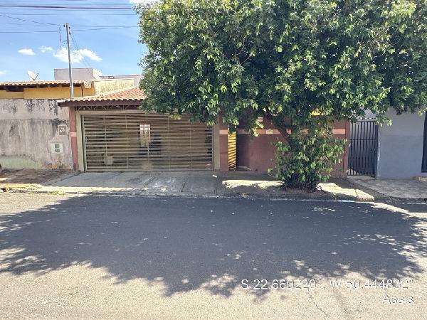 Casa em Assis, Nucleo Habitacional Dirceu Gomes Cervilh, Rua J, N. 30, Lt 03 Qd 40, SP. Área: 130m2