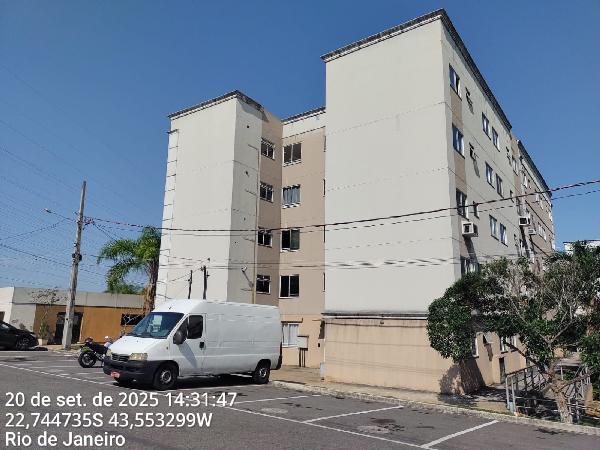 Apartamento em Queimados, Vila Sao Joao, Estrada Cabucu-Queimados, N. 995, Apto 208, Bl 03, RJ. Área: 46.47m2