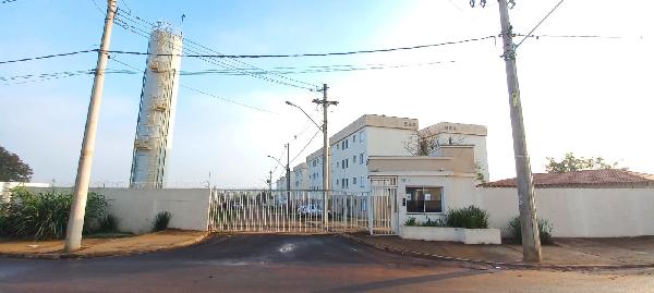 Apartamento em Araraquara, Jardim Dos Oitis, Rua Jose Maria Ferreira Brandao, N. 1071, Apto 31, Bl 04, SP. Área: 45.72m2