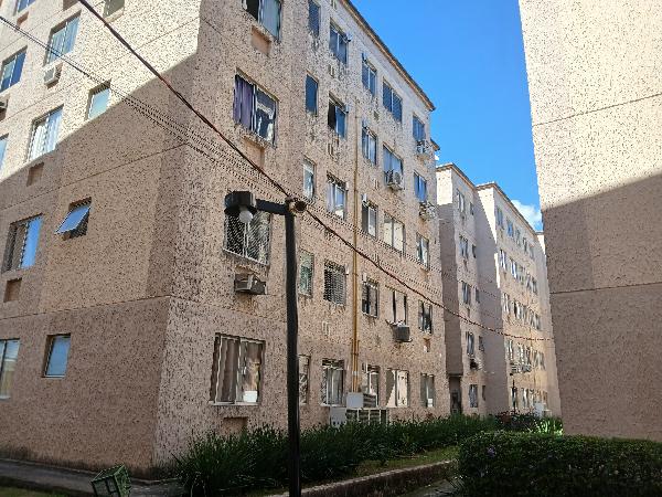 Apartamento em Rio de Janeiro, Cosmos, Rua Dos Caquizeiros, N. 48, Apto 206, Bl 04, Lt 25, Qd C, Pal 13020, RJ. Área: 43.39m2