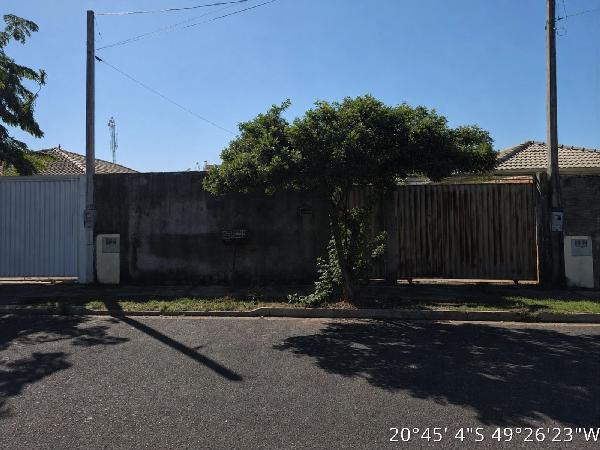 Casa em São José do Rio Preto, Parque Residencial Dignidade, Rua Alex Jablonski Da Silveira Ant R Projetada27, N. 174, Lt 30 Qd 24, SP. Área: 45.47m2