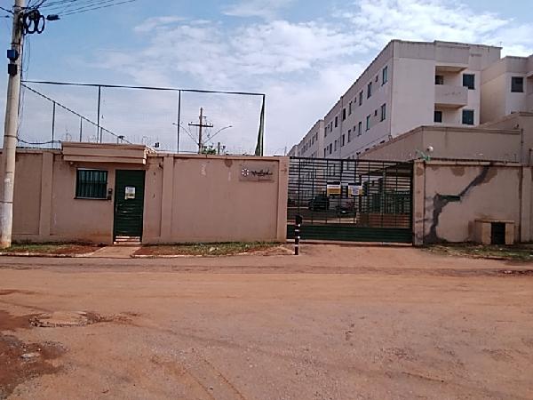Apartamento em Planaltina, Chacaras Santa Maria, Loteamento Chacaras Santa Maria, N. Sn, Apto 104, Bl G, Ch 98-A, GO. Área: 45.95m2