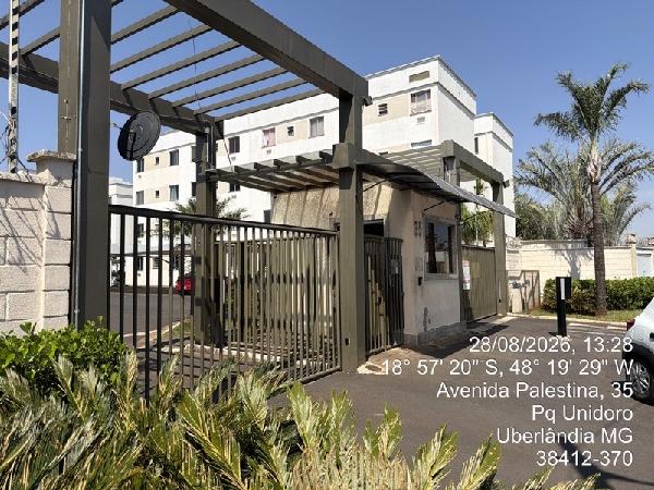 Apartamento em Uberlândia, Chacaras Jd Holanda, Avenida Palestina, N. 35, Apto 403, Bl 05 Lt 21b Qd B, MG. Área: 44.52m2