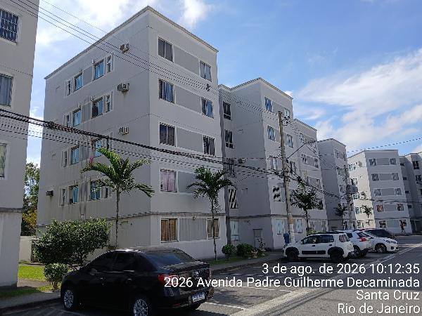 Apartamento em Rio de Janeiro, Santa Cruz, Avenida Padre Guilherme Decaminada, N. 2026, Apto 102, Bl 05 Lt 05 Qd A, RJ. Área: 43.47m2
