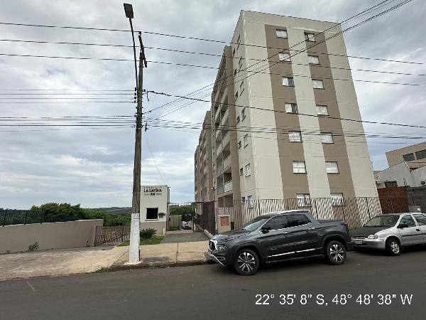 Apartamento em Lençóis Paulista, Parque Residencial Rondon, Avenida Prefeito Jacomo Nicolau Paccola, N. 655, Apto B604, Tipo V Pv 06 Bl B Vg 83, SP. Área: 48.85m2
