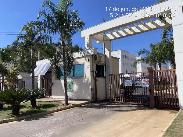 Apartamento em Araraquara, Parque Residencial Iguatemi, Avenida Miguel Bucalem, N. 468, Apto 101, Bl 18, SP. Área: 39.3m2