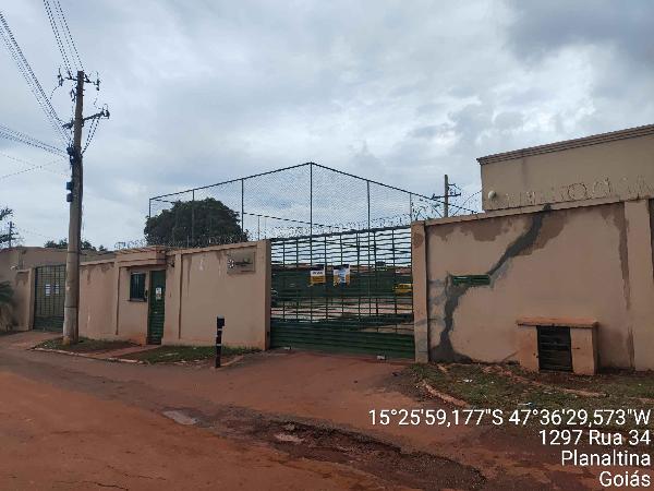 Apartamento em Planaltina, Chacaras Santa Maria, Loteamento Chacaras Santa Maria, N. Sn, Apto 304, Bl H, Ch 98-A, GO. Área: 45.95m2