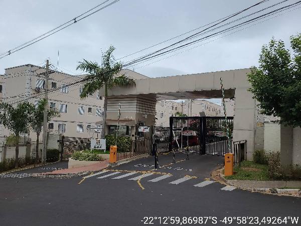 Apartamento em Marília, Jardim California, Avenida Doutor Hercules Galletti, N. 260-A, Apto 103, Bl 17, TÉRreo, Vaga 359, SP. Área: 41.85m2