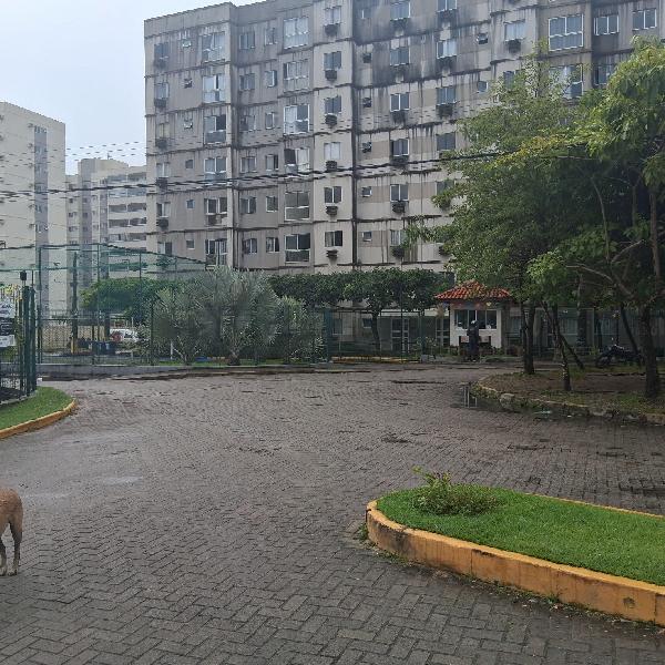 Apartamento em Jaboatão dos Guararapes, Candeias, Avenida Abdo Cabus, N. 1630, Apto 503, Bl 06 Vg Gleba 27 A, PE. Área: 45.58m2